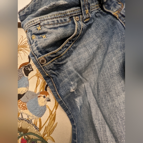 Guess Low Rise Cuffed Y2K Boyfriend style jeans - Picture 3 of 11